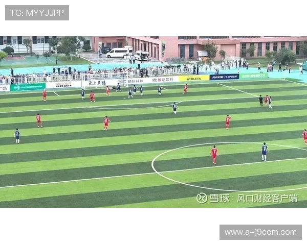 平高实验学校足球比赛精彩上演 学生们激情拼搏展现风采